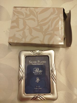 Moldura prateada folheada a prata - novo