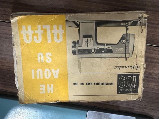 Maquina coser alfa 109. Alfamatic 109