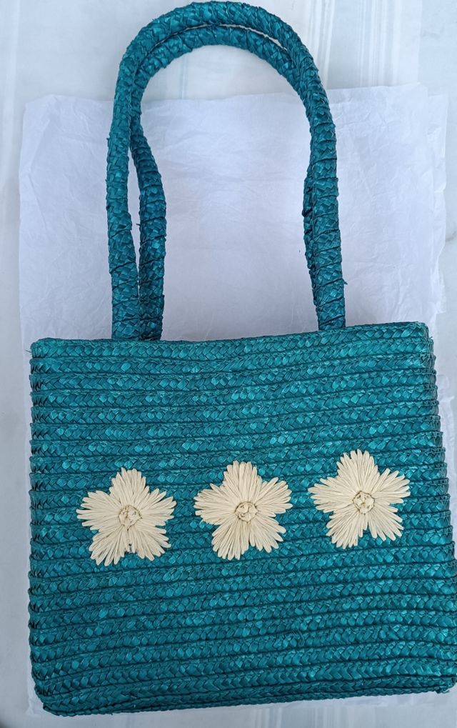 Bolso de rafia
