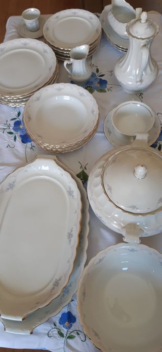 Vajilla Capeans preciosa y elegante.