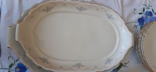 Vajilla Capeans preciosa y elegante.