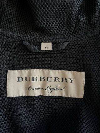 Grabardina negra nylon Burberry
