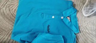 Diferentes Polos de hombre