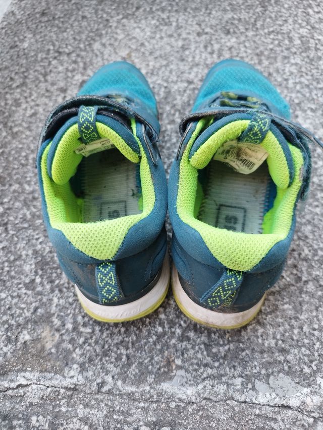 Zapatillas niño Decathlon talla 33