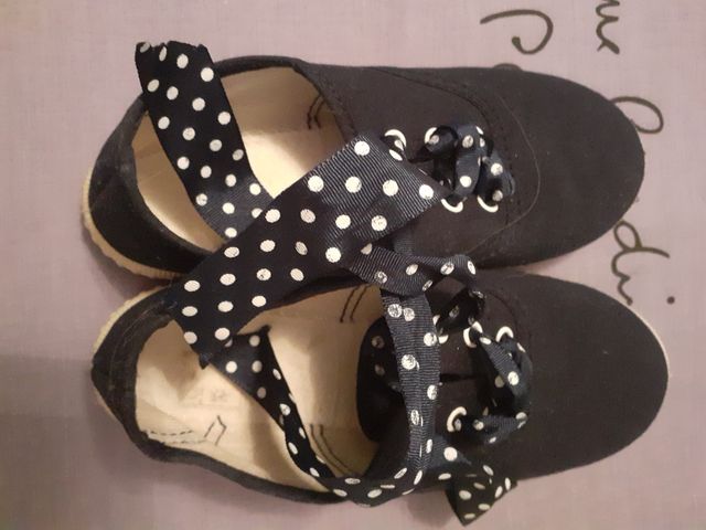 Zapatos niñ@ y regalo