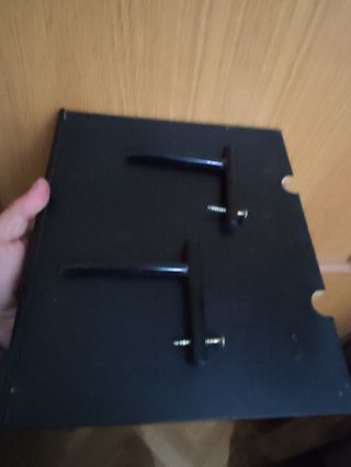 Armario antiguo  negro para colgar