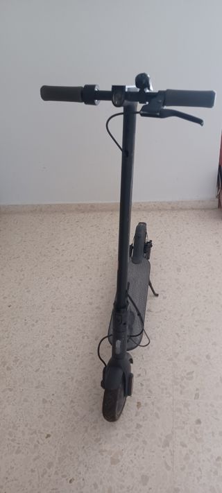 Xiaomi Mi Electric Scooter Essential