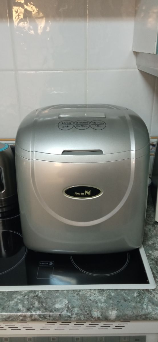 Maquina de hacer hielo