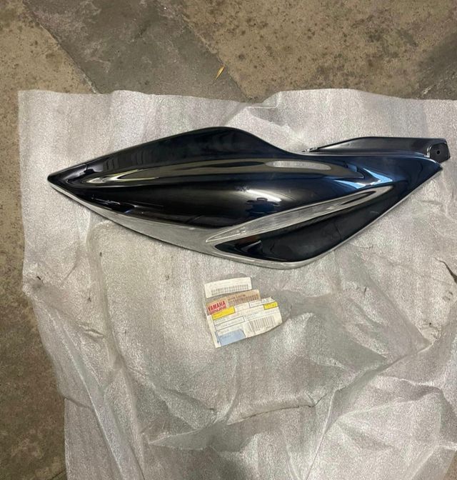 Carene fianco destro mbk Yamaha nitro