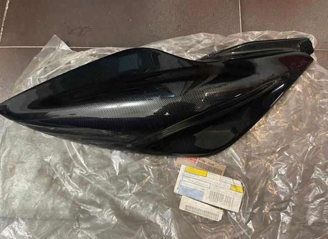 Carene fianco destro mbk Yamaha nitro