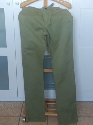 pantalón chico