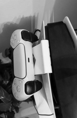 Stand Clip Controller Playstation 5