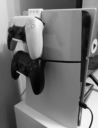 Stand Clip Controller Playstation 5