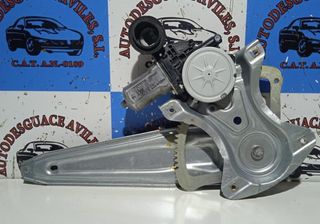 Elevalunas trasero toyota 857200d120 yaris 2541329