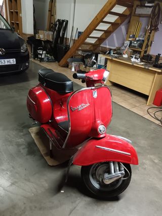 Vespa sprint 150cc año 1966.