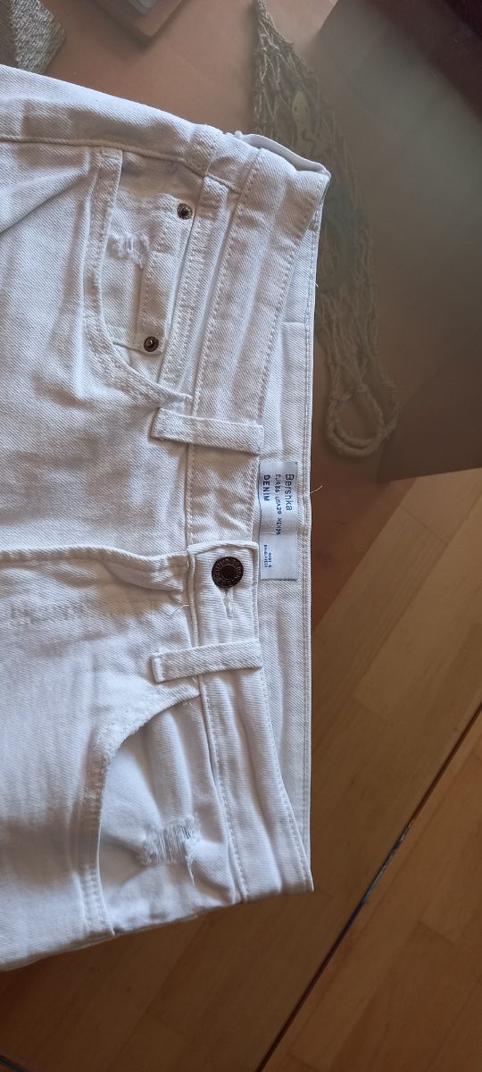 Pantalones vaqueros cortos