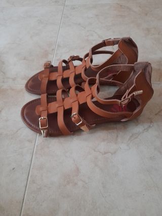 Sandalia