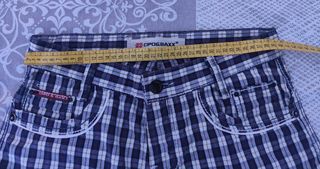PANTALÓN CORTO. MARCA CIPO & BAXX. 