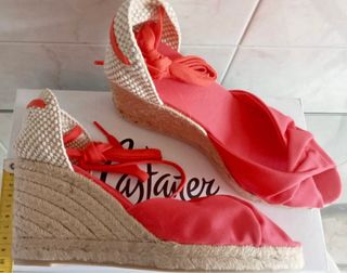 Alpargatas Castañer coral nuevas