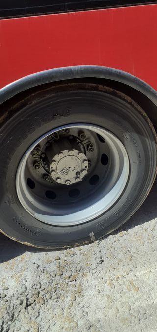 vendo todo el despiece de autobus urbano mercedes