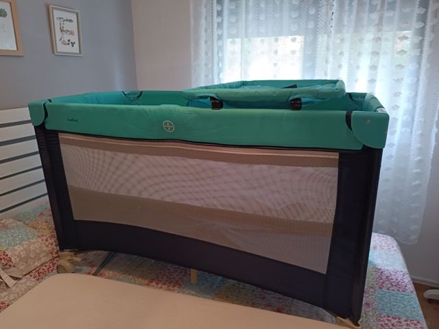 Cuna de viaje y colchon extra