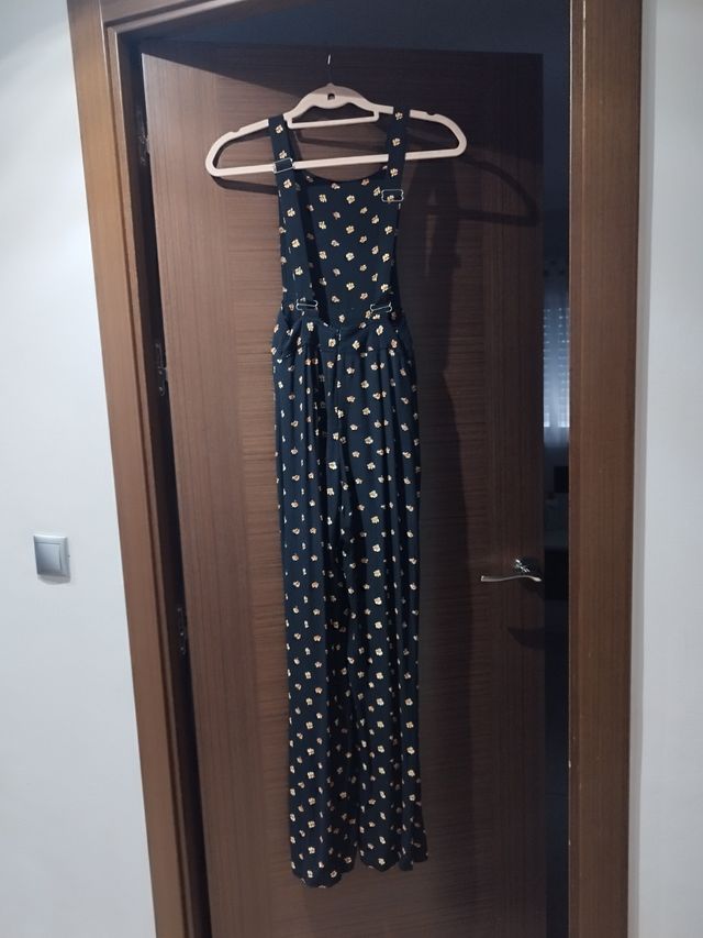 Peto Bershka. Talla 36