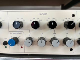 Compresor/Equalizador Vàlvules TL Audio VP-5051