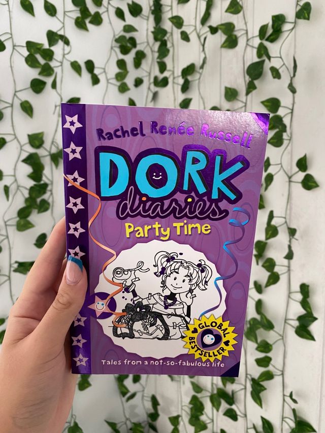 Dork diaries Party Time Libro