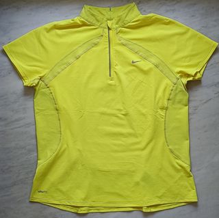 T-shirt per ciclismo firmata Nike