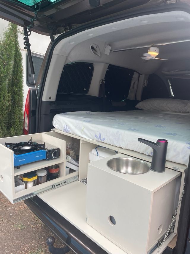 Kit camper