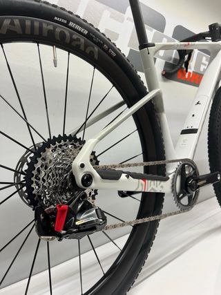 MONDRAKER GRAVEL ARID CARBON RR Talla S, L y XL