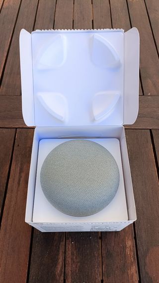Google Home Mini