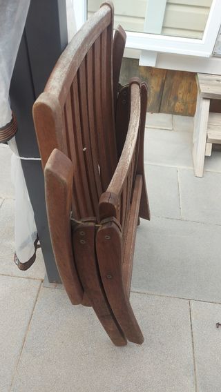 Banco y silla exterior