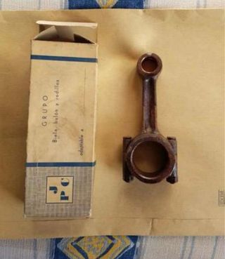 Biela motor Seat 600n