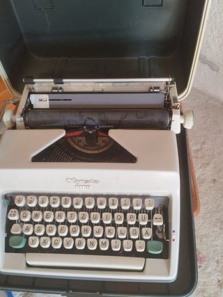 Maquina de escribir olympia