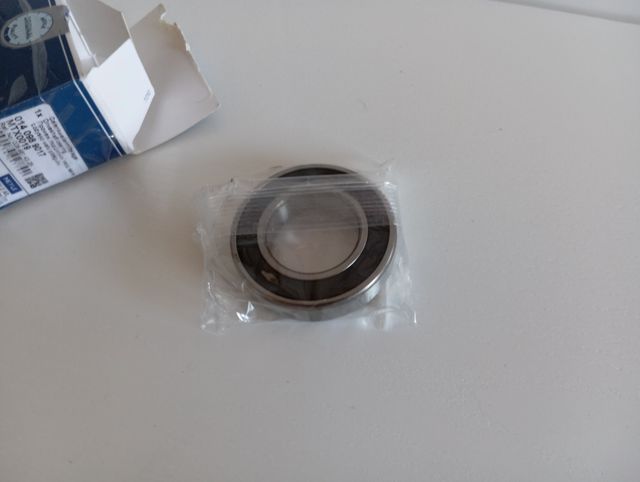 Rodamiento cardán BMW