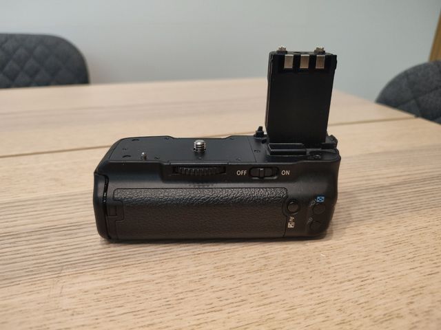 Battery Grip BG-E3
