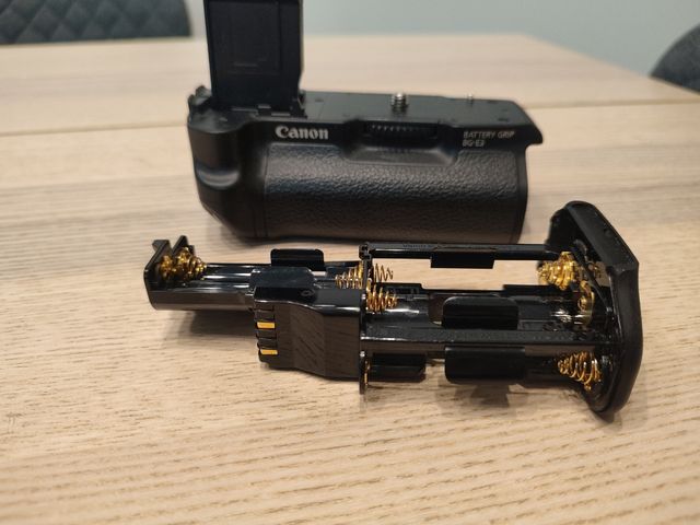 Battery Grip BG-E3