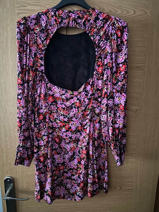 Vestido flores de Zara