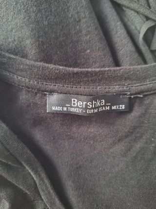 Camiseta flecos Bershka
