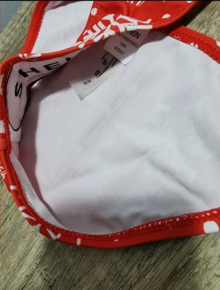Bañador Navidad. Con etiqueta 