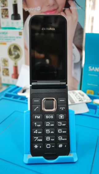 TELÉFONO MÓVIL AIWA FP-24BL PARA PERSONAS MAYORES