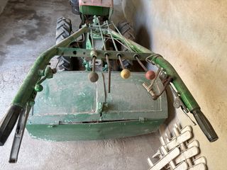 Maquina de labrar y remolque