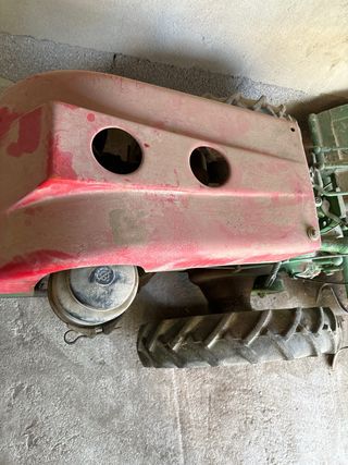 Maquina de labrar y remolque