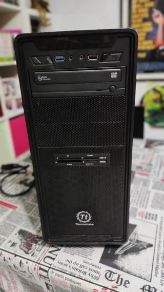 Torre de ordenador