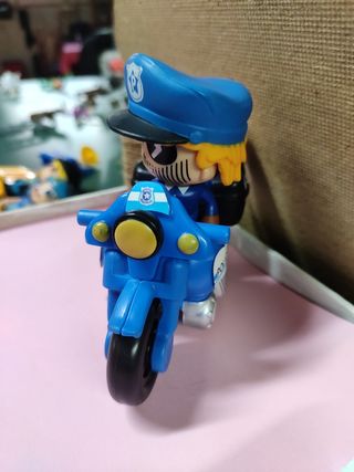 Pinypon policía en moto