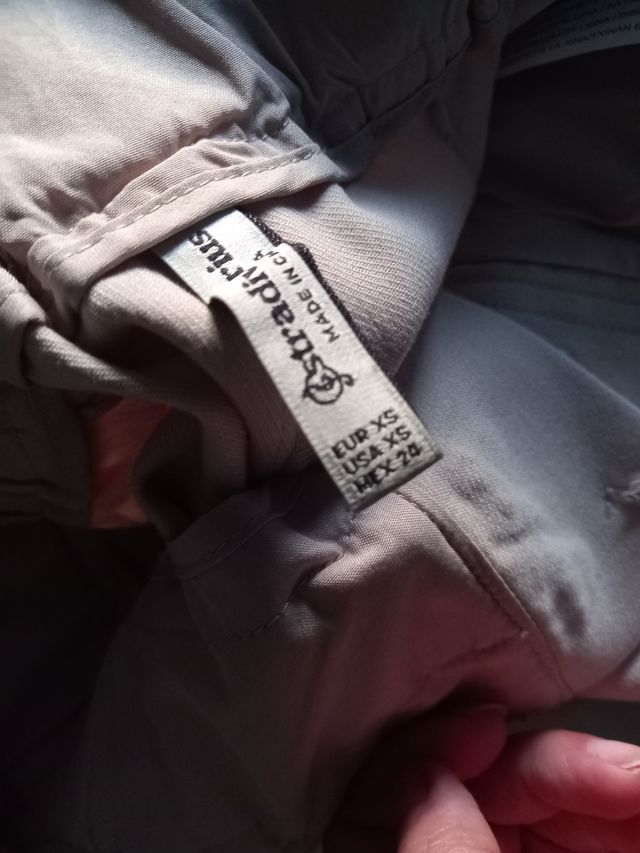 Pantalón corto Stradivarius 