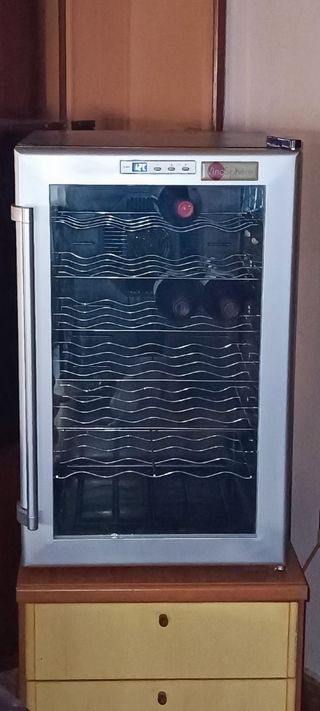 Botellero de Vino Sphere nevera precio negociable