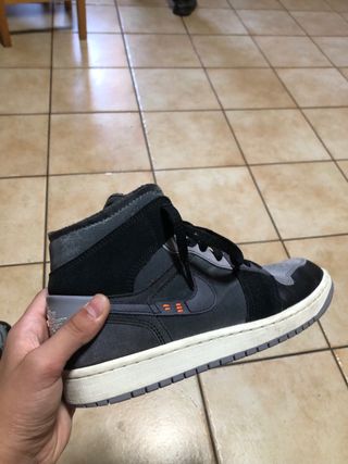 JORDAN 1 mid craft  SE