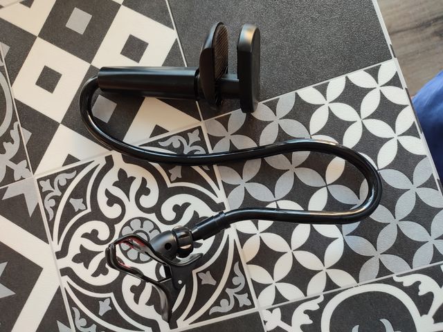 Soporte para ver tu móvil como una tele